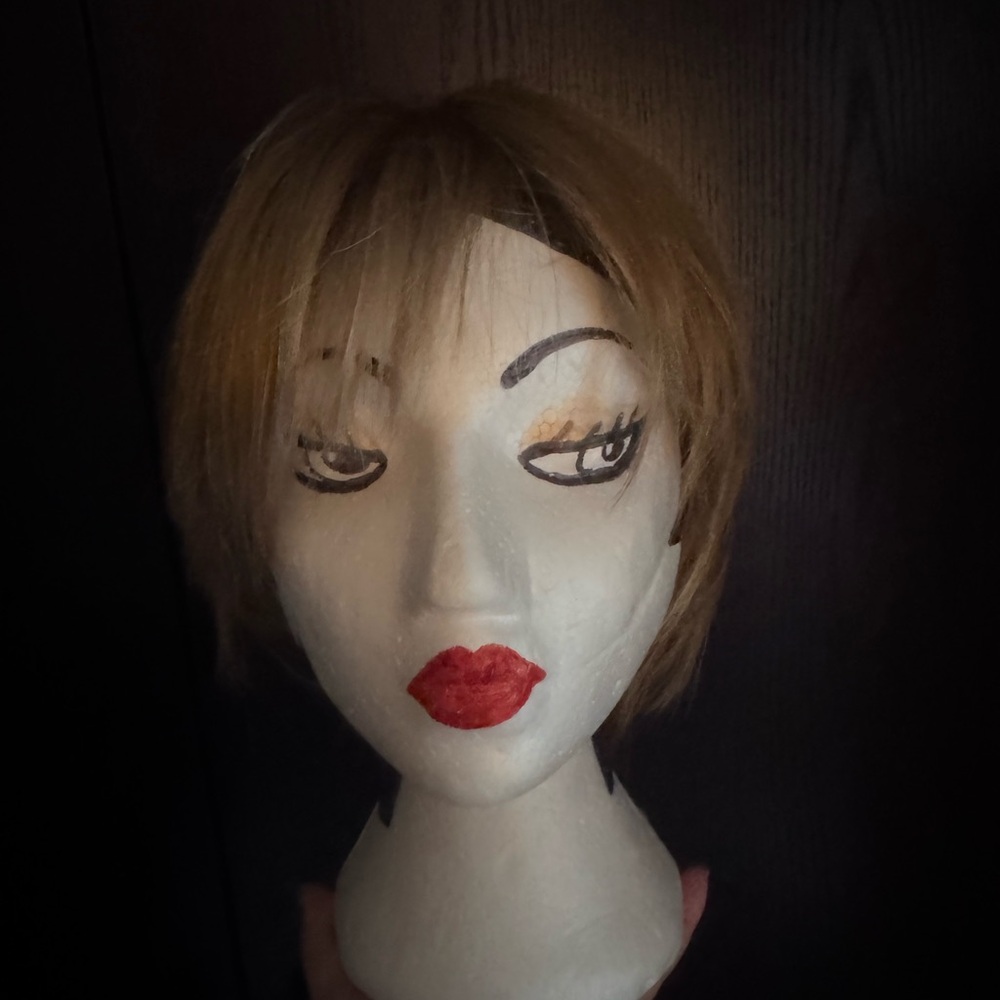 Stylish Blonde Wig for Women